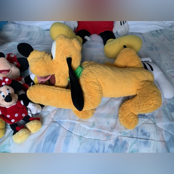 Disney stuffies Mickey Mouse, Minnie Mouse, Pluto Authentic Disney Toys - Picture 6 of 7